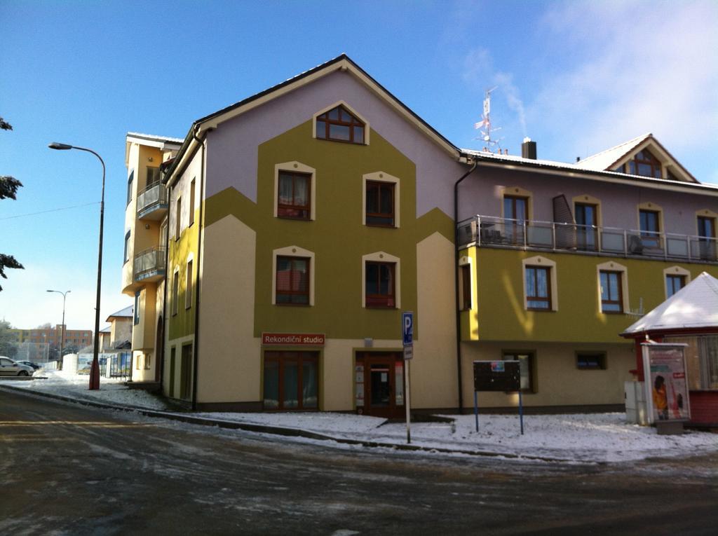 Apartman Sportovni Lägenhet Třeboň Exteriör bild