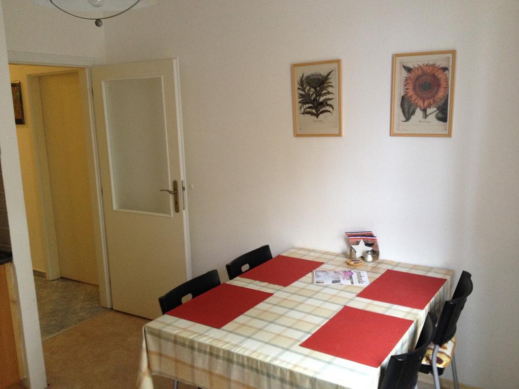 Apartman Sportovni Lägenhet Třeboň Rum bild