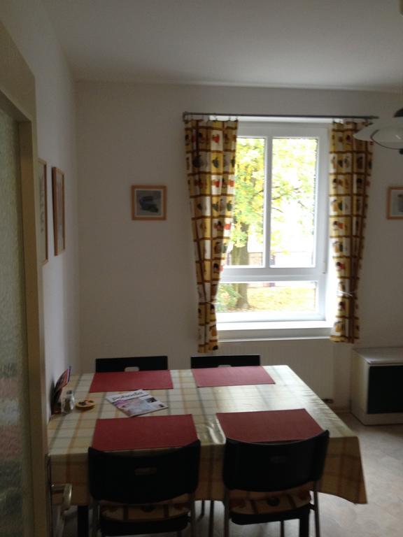 Apartman Sportovni Lägenhet Třeboň Rum bild