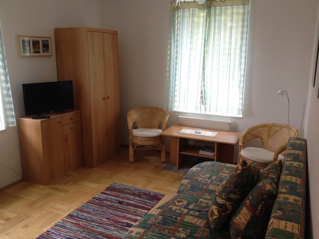 Apartman Sportovni Lägenhet Třeboň Rum bild
